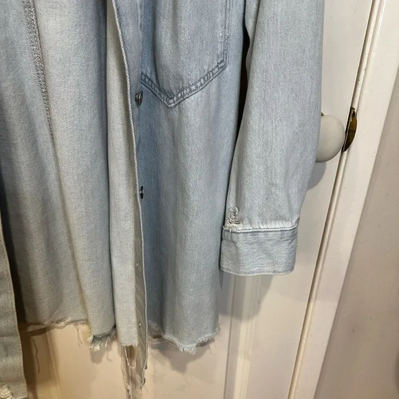 Zara Light Blue Denim shirt distress - Picture 2 of 5